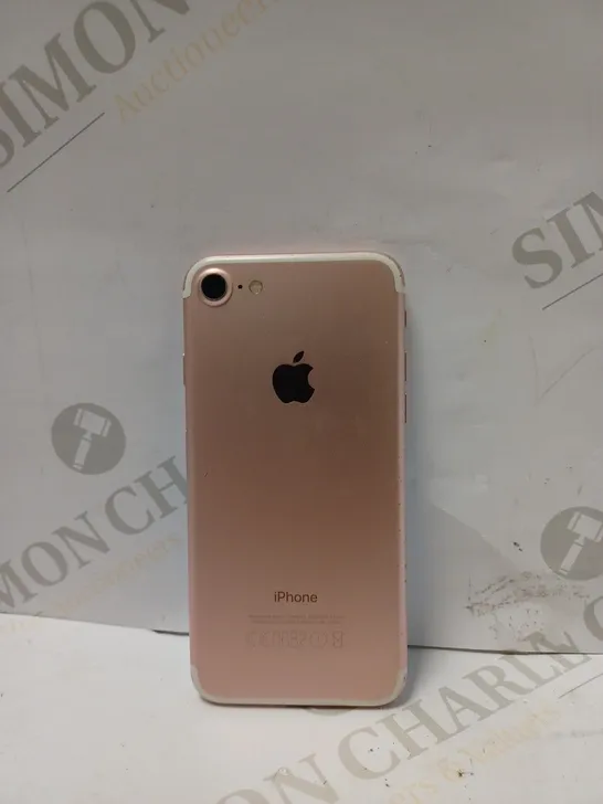 APPLE IPHONE 7 IN ROSE GOLD