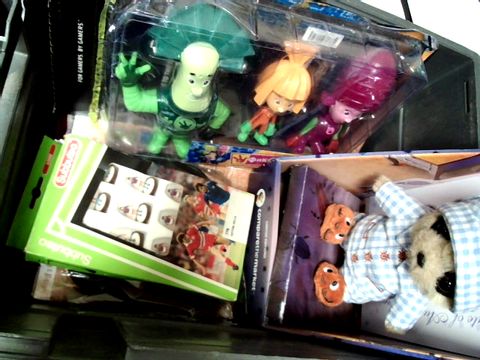 A SMALL BOX OF ASSORTED KIDS TOYS AND GAMES