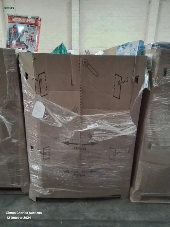 PALLET CONTAINING VARIOUS ASSORTED ITEMS TO INCLUDE: ZHUZHU AQUARIUM, ELECTRONIC KEYBOARD, BODY COMPOSITION MONITOR, PAPER SHREDDER ETC.