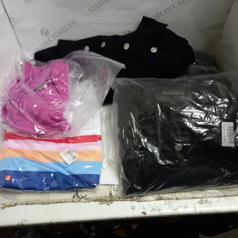 LOT OF APPROX 10 ASSORTED CLOTHES TO INCLUDE SHIRTS, JEANS, WORKING TROUSERS ETC