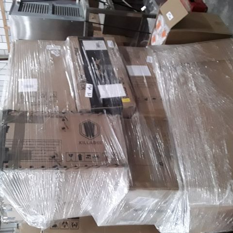 PALLET OF APPROXIMATELY 7 ASSORTED BOXED GAMING AND OFFICE CHAIRS