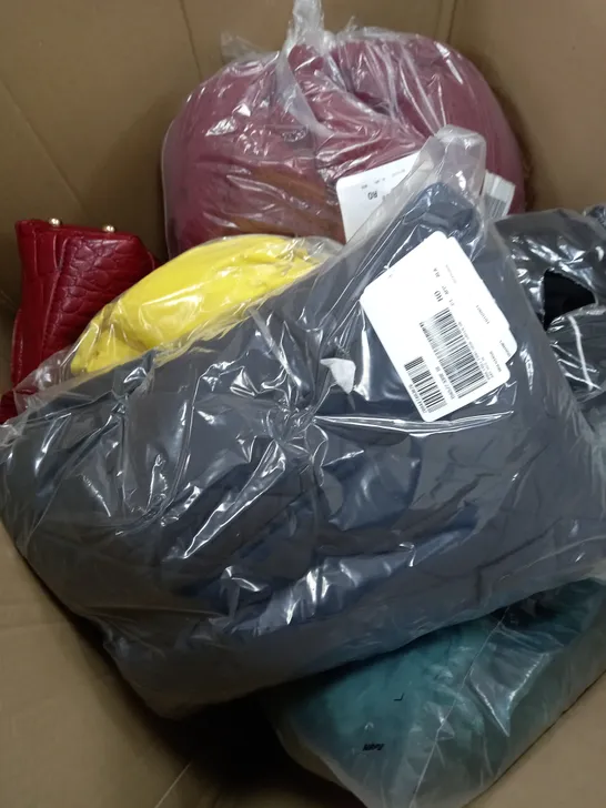 BOX OF APPROXIMATELY 10 ASSORTED CLOTHING ITEMS TO INCLUDE COAT, HANDBAG, TOPS ETC