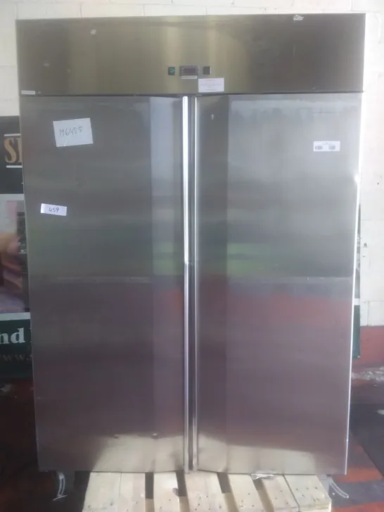 LARGE DOUBLE DISPLAY FRIDGE 