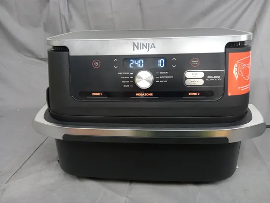 BOXED NINJA 10.4L FOODI FLEXDRAWER DUAL AIR FRYER AF500UK IN BLACK