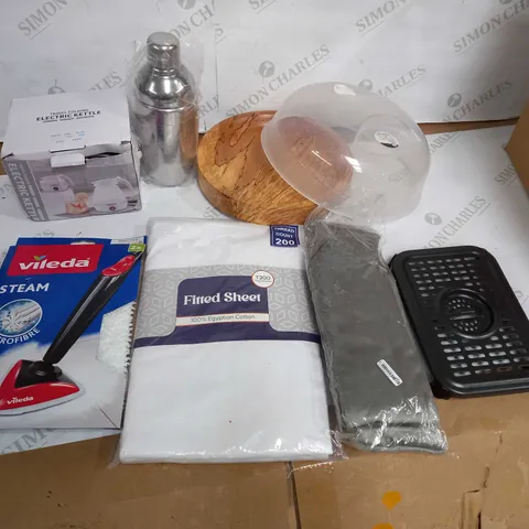 LOT OF APPROX 8 ASSORTED ITEMS TO INCLUDE KETTLE, BEDSHEET, MOP PAD ETC