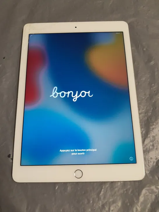 UNBOXED APPLE IPAD AIR 2 GOLD - A1566