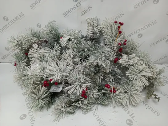 BAVARIAN PRE LIT GARLAND 180CM RRP £35.99