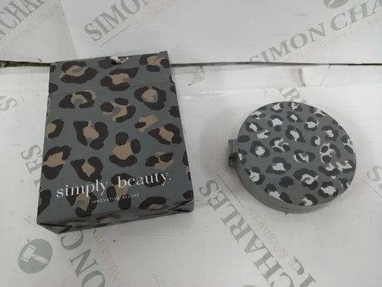 SIMPLY BEAUTY FOLDING TRIO MIRROR LEOPARD PRINT 