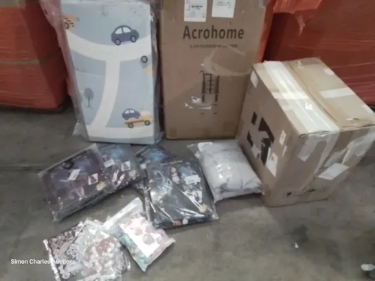 PALLET OF ASSORTED PRODUCTS, INCLUDING, GAMING CHAIR, OFFICE CHAIR, HALOWEEN COSTUMES, PARTY PACKS, BALLOONS, TELESCOPIC LADDER ROADWAY PLAY MAT.