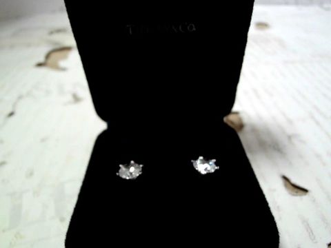 DESIGNER SILVER TONE EARRINGS WITH CLEAR STONES