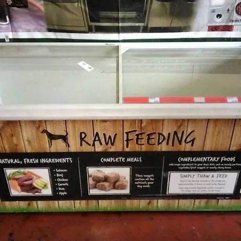 UNDER COUNTER DISPLAY FREEZER