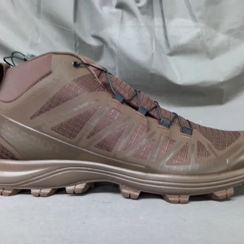 BOXED PAIR OF SALOMON SPEED ASSAULT 2 SHOES IN EARTH BROWN UK SIZE 10