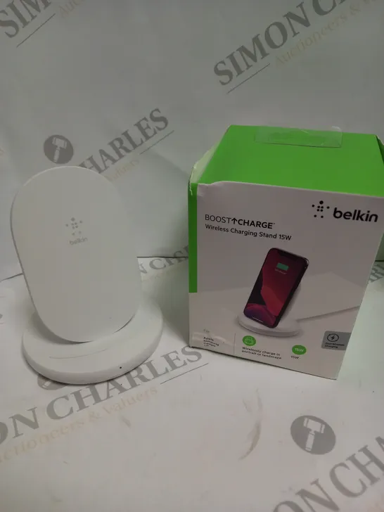 BOXED BELKIN BOOST CHARGE WIRELESS CHARGING STAND 