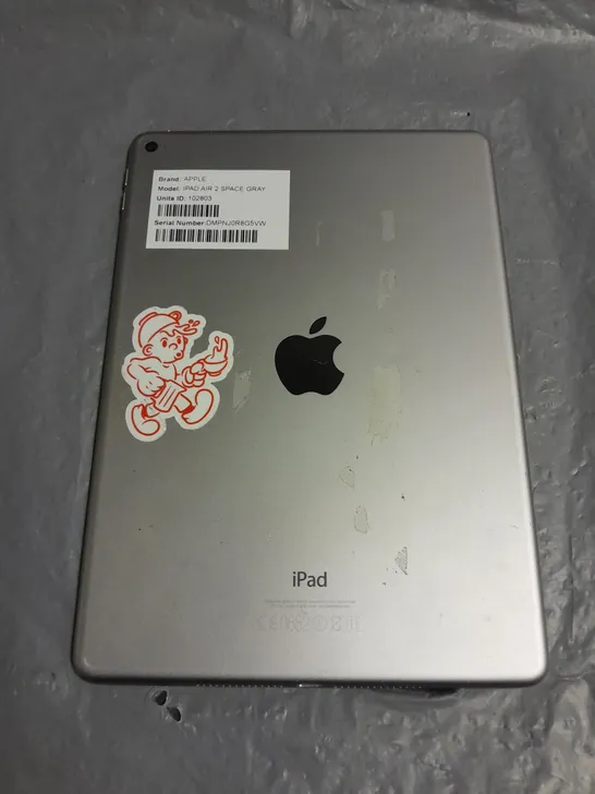 UNBOXED APPLE IPAD AIR 2 IN SPACE GREY - A1566