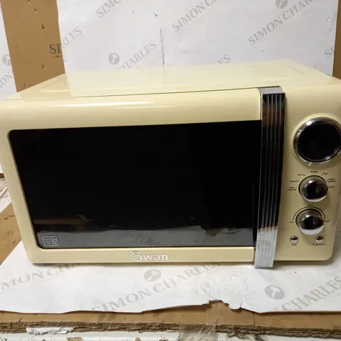 SWAN RETRO 800W MICROWAVE - CREAM