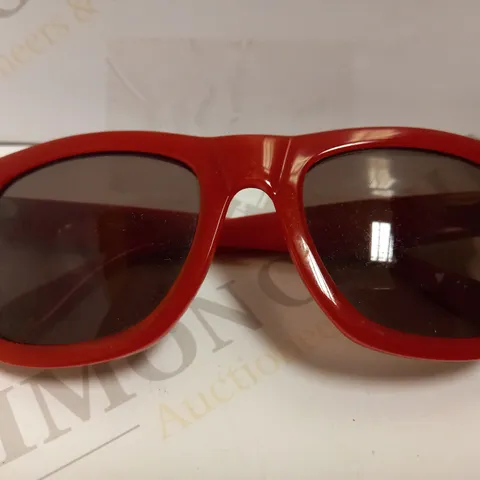 VIVENNE WESTWOOD ANGLOMANIA RED SUNGLASSES