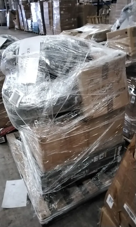 PALLET OF APPROXIMATELY 10 ASSORTED ITEMS INCLUDING GARDEN EGG CHAIR, AIR FRYER AND SHARK WANDVAC SYSTEM