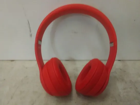 BOXED BEATS SOLO³ HEADPHONES