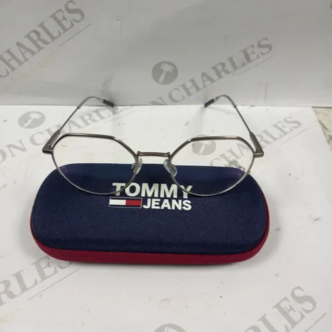 TOMMY JEANS BRUSHED METAL PRESCRIPTION GLASSES 