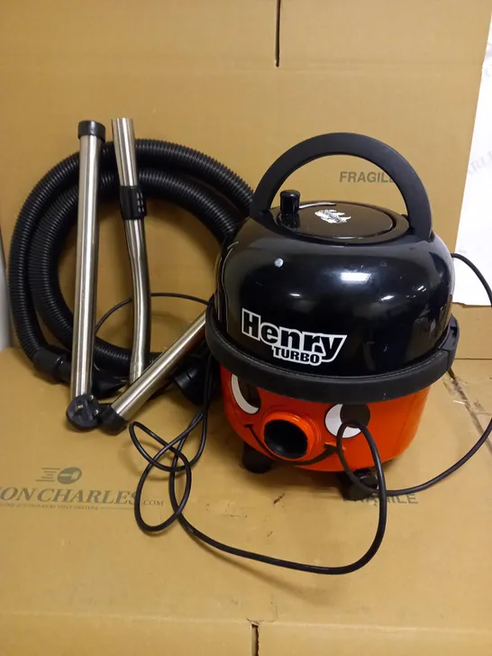 NUMATIC HVT160 HENRY VACUUM CLEANER