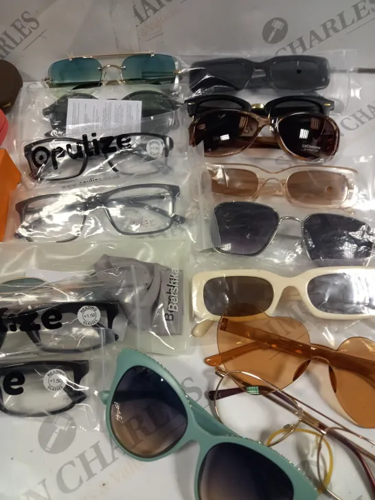 LOT OF ASSORTED GLASSES TO INCLUDE PULIZE, WHOOP AND BERSHKA