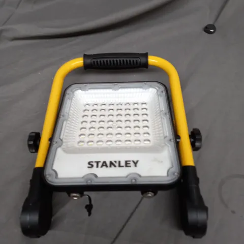 STANLEY 3.7V 20W CORDLESS INTEGRATED LED RECHARGEABLE WORK LIGHT, 3000LM