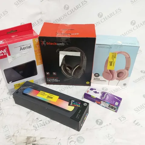 QUANTITY OF ASSORTED ELECTRICALS TO INCLUDE; BLACKWEB GAMING HEADSET, JVC GUMY AND LIGHT BAR