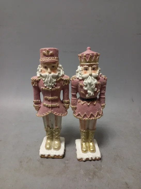 BRAND NEW SET OF 4 CHRISTMAS NUTCRACKERS