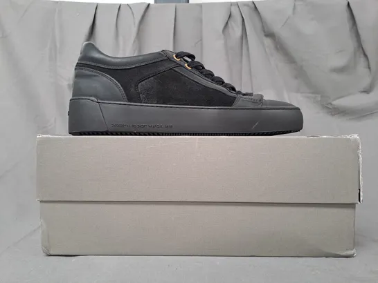 BOXED PAIR OF ANDROID HOMME SHOES IN BLACK SIZE 8