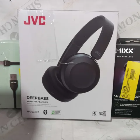 BOX OF APPROXIMATELY 10 ASSORTED ELECTRICAL ITEMS TO INCLUDE MIXX COLOUR CHROMA 2 WIRELESS EARBUDS, JVC DEEPBASS WIRELESS HEDPHONES, MIXX TYPE C TO USB CABLE, ETC