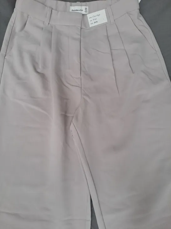 ABERCROMBIE & FITCH ULTRA HIGH WIDE TROUSERS IN STONE SIZE 29/8L