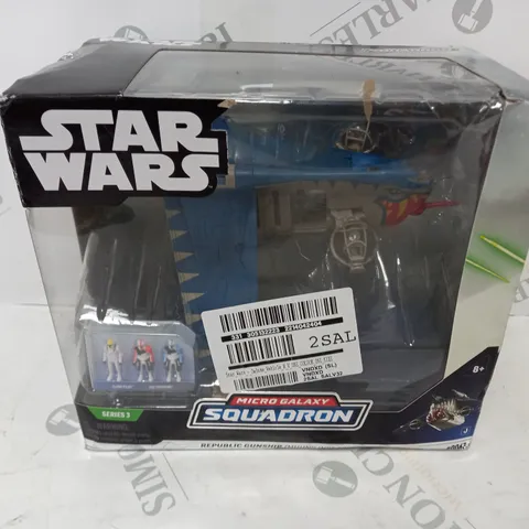 BOXED STAR WARS - DELUXE VEHICLE TOY