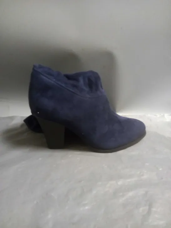 LADIES SUEDE THIGH HIGH BOOTS BLUE SIZE EU 41 UNBRANDED