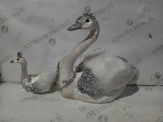 JM BY JULIEN MACDONALD SET OF 2 FAUX FUR SWANS