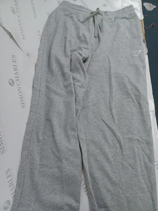 GYMSHARK ESSENTIAL STRAIGHT LEG JOGGERS - M