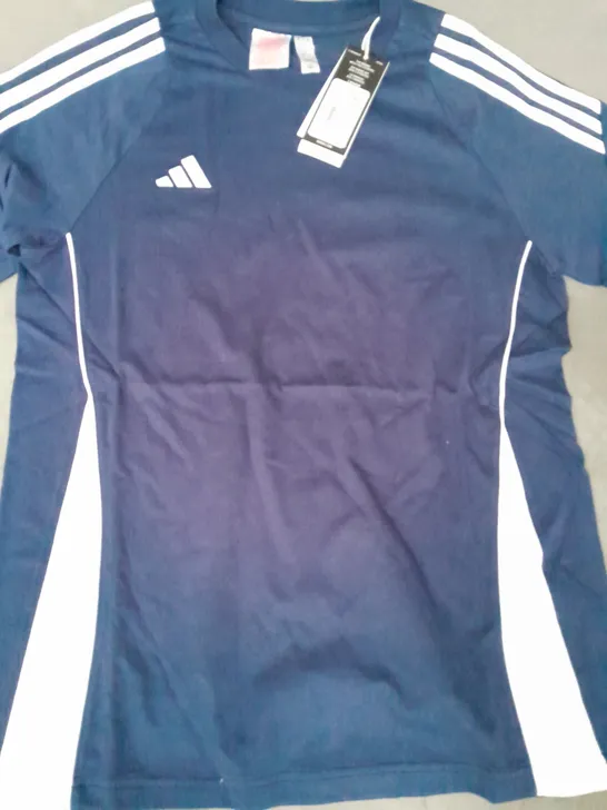 ADIDAS KIDS T-SHIRT IN NAVY SIZE 13-14 YEARS