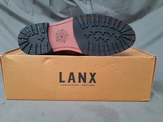 BOXED PAIR OF LANX WHITEWELL SHOES IN TAN UK SIZE 8