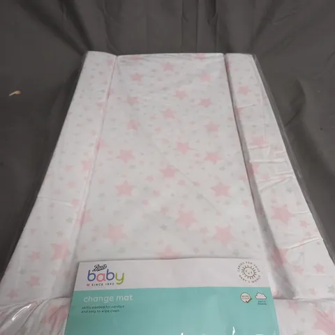 BOOTS BABY CHANGING MAT