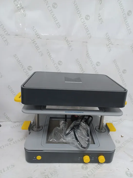 MAYKU FORMBOX DESKTOP VACUUM FORMING MACHINE