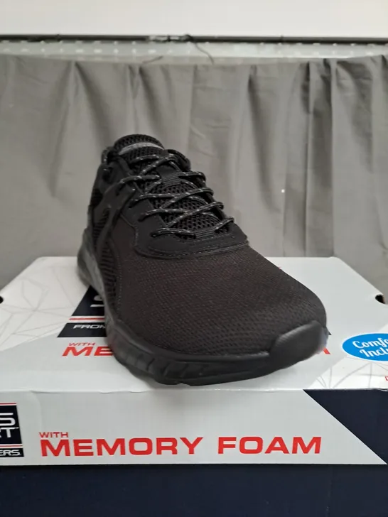 BOXED SKETCHERS BOB SPORT MEMORY FOAM TRAINERS IN BLACK - SIZE 7