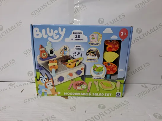 BOXED BLUEY WOODEN BBQ AND SALAD SET RRP £29.99