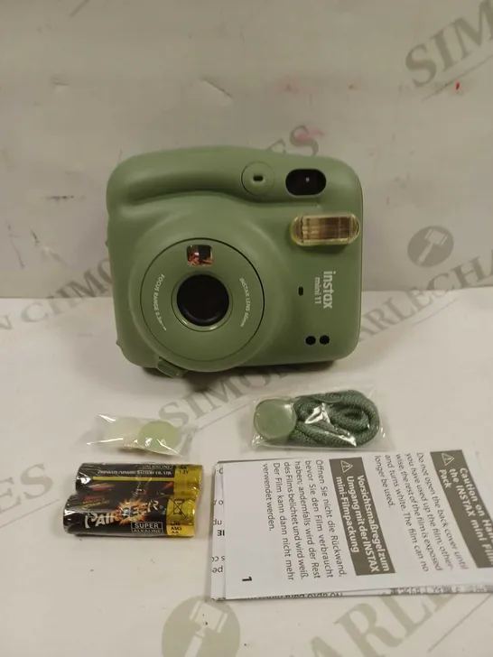 FUJIFILM INSTAX MINI 11 INSTANT CAMERA - SAGE 