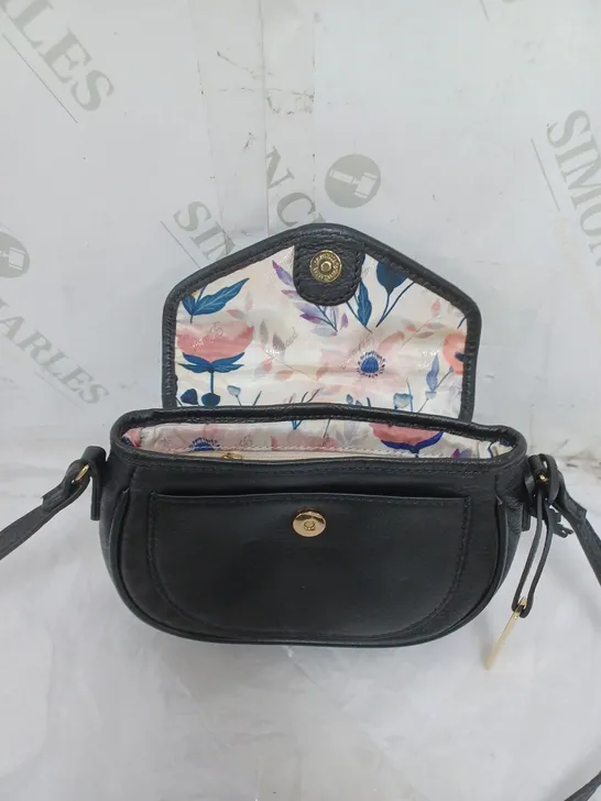 LADIES ASHWOOD SMALL HANDBAG GENUINE LEATHER WITH FLORAL PATTERNED LINING BLACK