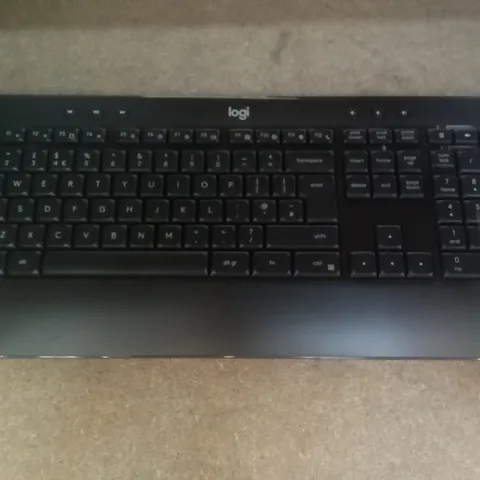 LOGITECH MK540 WIRELESS KEYBOARD