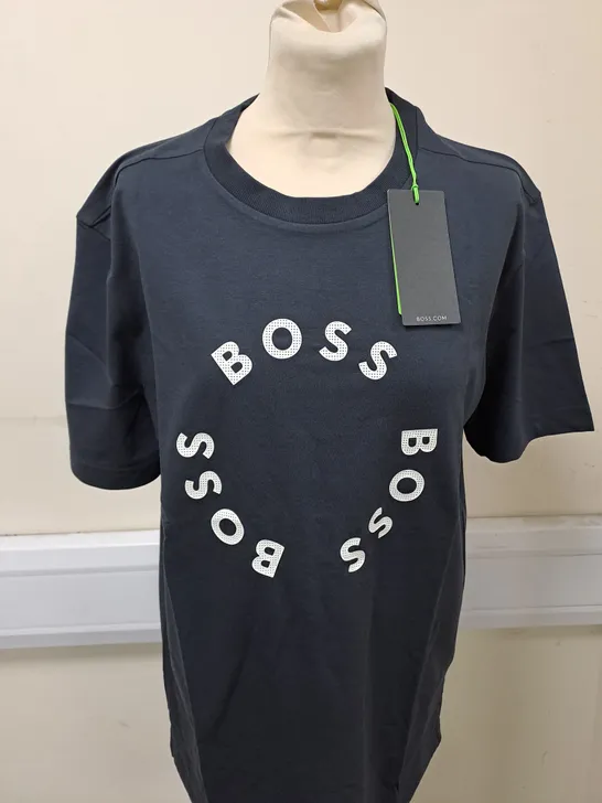 HUGO BOSS GRAPHIC T-SHIRT SIZE L 