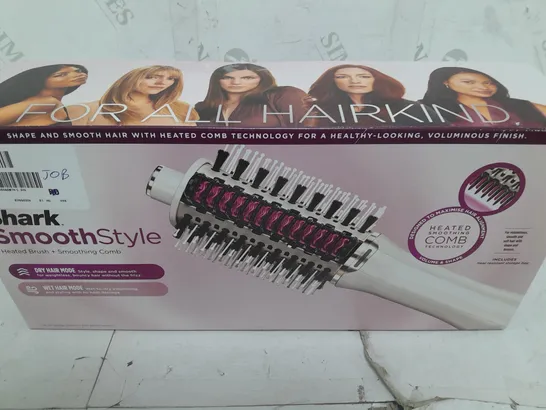 BOXED SHARK SMOOTHSTYLE HOT BRUSH & SMOOTHING COMB