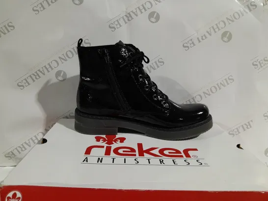 BOXED PAIR OF RIEKER LACE UP BOOTS IN BLACK - SIZE 6.5