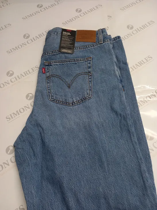 LEVIS STRAUSS PALE DENIM JEANS SIZE 34