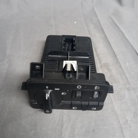 BMW LIGHT SWITCH MODULE 