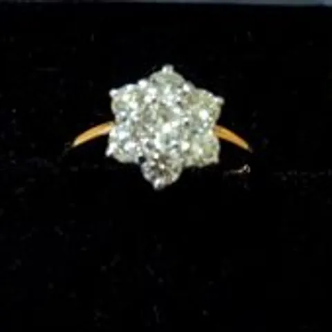18CT GOLD SEVEN STONE DAISY CLUSTER RING  SET WITH NATURAL DIAMONDS WEIGHING +1.02CT 